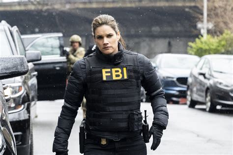 Fbi Franchise Crossover Takes Over Cbs Tonight Watch All The Sneak Peeks Photo 4917373