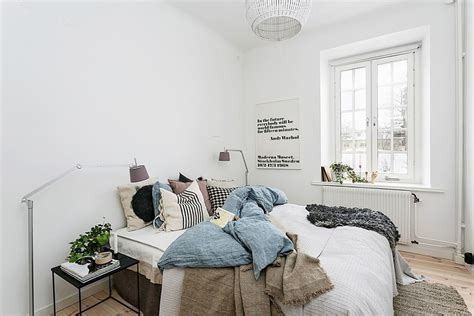Dress Up Your Scandinavian Bedroom With These Modern Floor Lamps