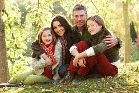 Familias Con Dos Hijas Las Más Felices De Todas