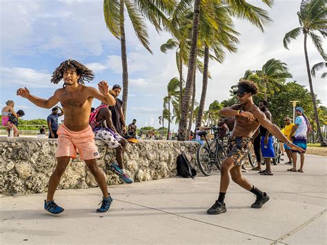 South Beach Moves Miami Florida 100 Candid Pedro Lastra Flickr