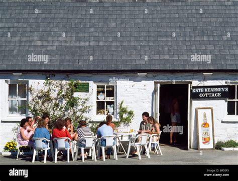 Killarney Co Kerry Ireland Kate Kearneys Cottage Stock Photo Alamy