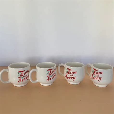 VINTAGE TOM AND Jerry Christmas Punch Bowl Set Of 4 Egg Nog Cups Mugs