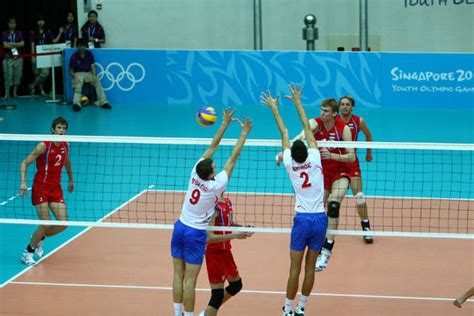 How To Spike A Volleyball With Power 6 Step Guide Volleyball Expert