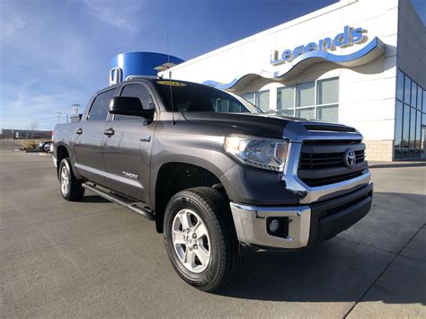 Pre Owned 2014 Toyota Tundra 4wd Truck Sr5 Crew Cab Pickup In Kansas