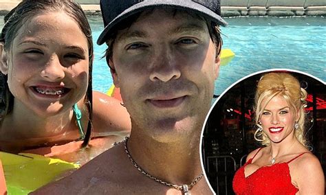 Larry birkhead on anna nicole smith, daughter dannielynn today: Anna Nicole Smith's daughter enjoys Father's Day with ...