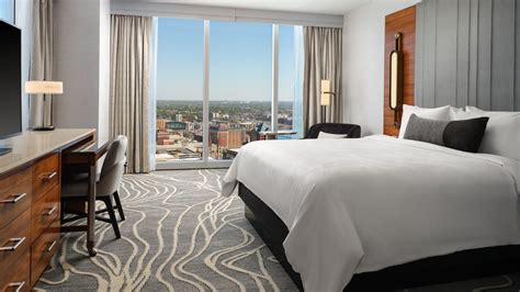Luxury Rooms And Hotel Suites In Downtown Indianapolis Jw Marriott