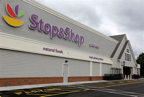 As A Possible Stop And Shop Strike Looms Food Deserts Appear