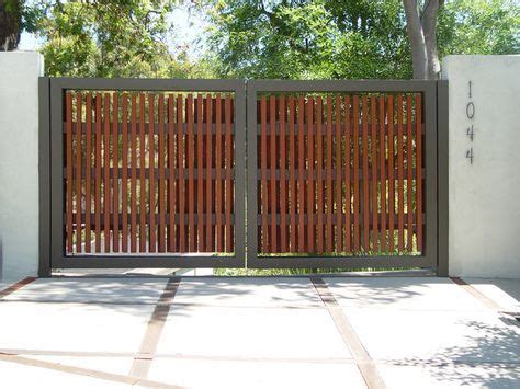 If you are familiar with exterior diy projects, you can even build your very own fence gate all by yourself. How to Build a Fence: Do It Yourself Fencing Projects and Ideas | Modern gate, Driveway gate ...