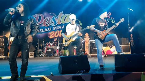 Random stuffs subscribe unsubscribe 1036. Live Pesta Penang 2017 - SAMUDERA - Titian Hasrat - YouTube