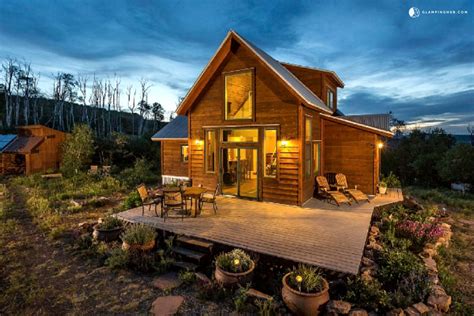 If you thought a wooden cabin can't be fancy and high class, just wait until you see this next one. Cabin Rental near Telluride