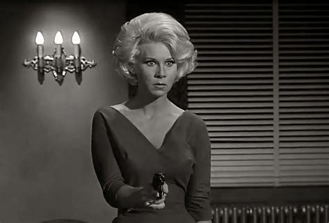 Grace Lee Whitney Fhotos The Outer Limits Whitney Movie Star Trek