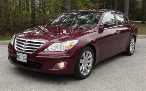 Maybe you would like to learn more about one of these? 2010 Hyundai Genesis 4.6 - Sedan V8 auto