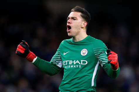 346,858 likes · 3,340 talking about this. VIDEO / Record mondial fabulos stabilit de Ederson de la ...
