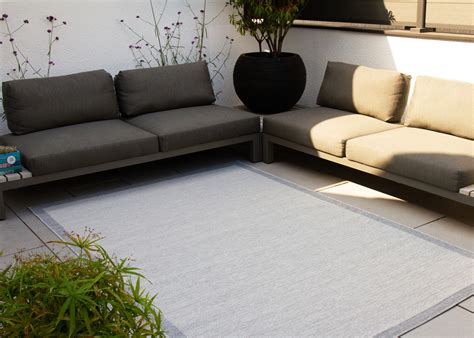 Unsere outdoor teppiche bei westwingnow im überblick. Outdoor Teppich Balkon Visby Grau Türkis Beige Creme Rosa ...