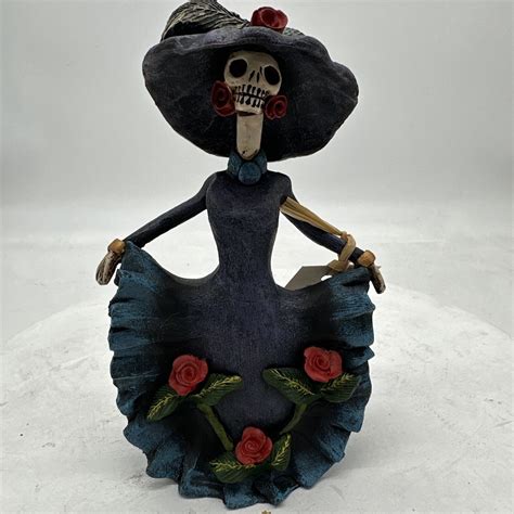 Skeleton Strolling Senorita Day Of The Dead Dia De Los Muertos Figurine