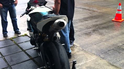 Riding triumph daytona 675 2011 with gopro hero 7 black at 2.7 k 60fps with stabilization mode on sound was recorded with. Triumph Daytona 675 with Race version Arrow Exhaust - YouTube