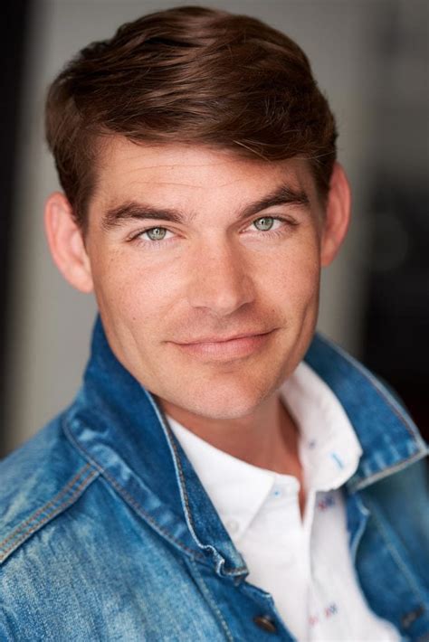 Acting Headshots Near Me by Sergio Garcia Headshots