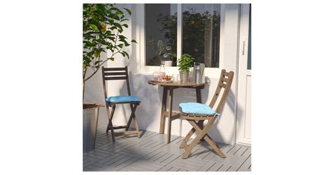 The padding on the tabletop keeps the card table safe from scuffs and dents while the chair padding provides comfort. Askholmen Wall Table and Two Folding Chairs | Best Ikea ...
