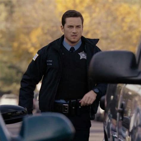 Jay Halstead Nbc Chicago Pd Jay Halstead Chicago Pd