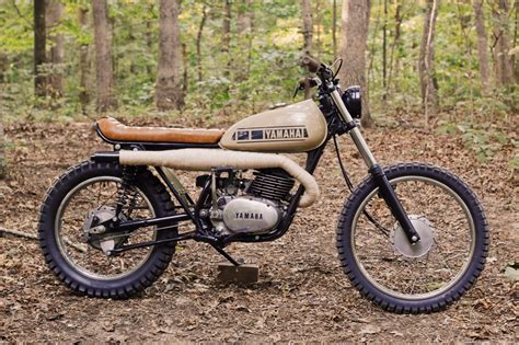 The first bike manufactured by yamaha was actually a copy of the german dkw rt. Yamaha DT3 250 Scrambler by David King - BikeBound