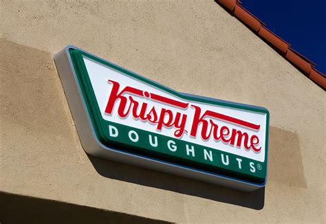 Krispy kreme doughnuts logo, krispy kreme logo, icons logos emojis, iconic brands png. Krispy Kreme Strikes Deal With Student Who Drives 270 Miles to Resell Doughnuts