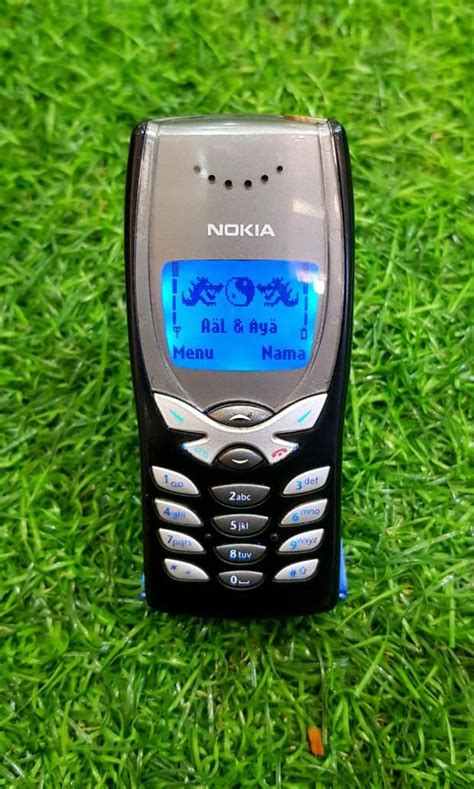 Hp Jadul Nokia 8250 Hitam Kupu Kupu Elektronik Lainnya Di Carousell