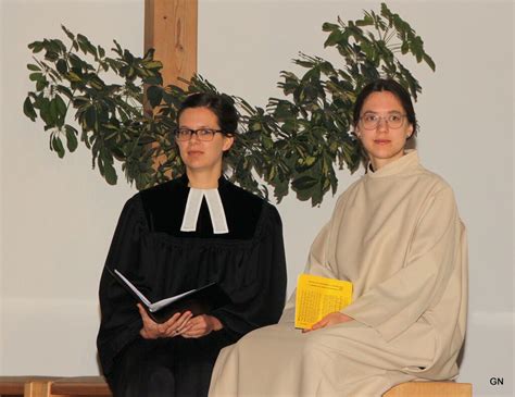 Protestantische jugendliche bestätigen bei der konfirmation ihren glauben an gott und an jesus christus. Warum es mehr als eine Kirche gibt - die Geschichte von ...