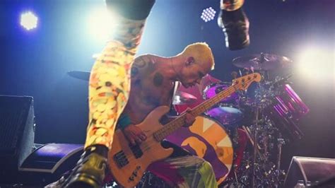 OL Les Red Hot Chili Peppers Seront Au Felyn Stadium Festival En 2021