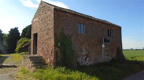 Search 100's of barns for sale in the uk and ireland. Unconverted Barns For Sale Wistow Selby North Yorkshire