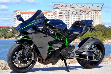The owner said the biggest difference between the kawasaki h2 comes with 220bhp factory stock power, equal to 1500bhp gtr in power to weight. 2015 Kawasaki H2 with 300 OSD Single Sided Swingarm Kit ...