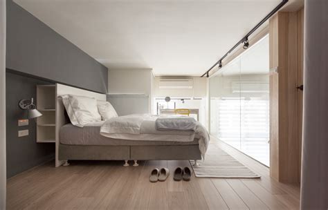 Featuring scandinavian style architecture with minimalist furnishing yet stylish, this attic bedroom is located in the high mountains of sweden. Modern Loft Bedroom Interior | Interior Design Ideas.