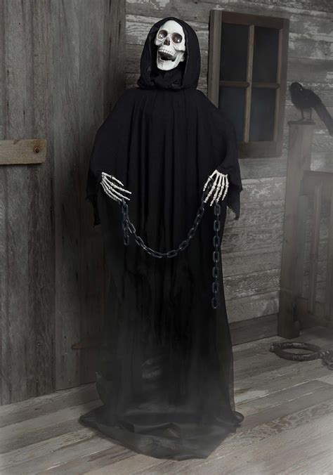 Life Size Animated Grim Reaper Is Only 70