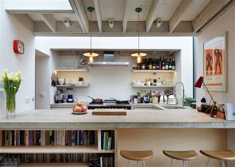 Extension by Fraher Architects gives a new kitchen to a cook