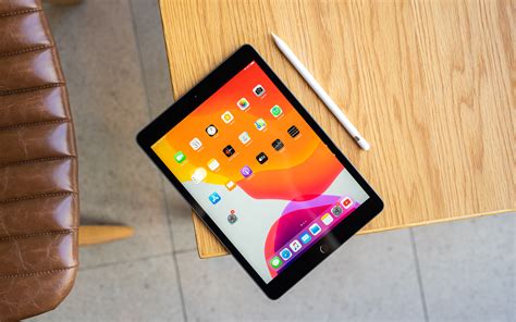 Apple Ipad 7 Review How Good Is This 102 Inch Tablet In