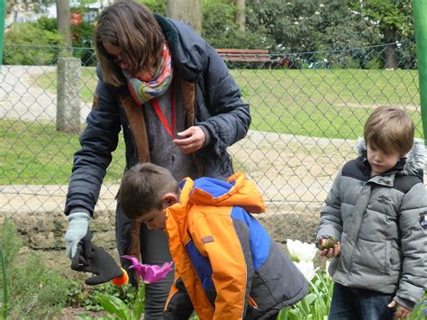 Maybe you would like to learn more about one of these? Ein Kinder-Garten im Anlagenring - Frankfurter Beete