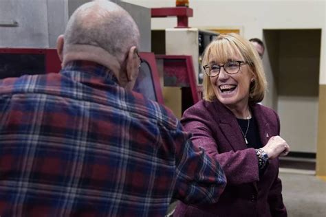 Valley News New Hampshire Democrat Maggie Hassan Wins 2nd Senate Term