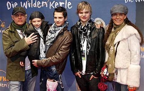 Was weißt du über Jimi Blue und Wilson Gonzales?