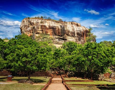 Sigiriya Rock Sri Lanka Stock Image Image Of Tourist 65254815