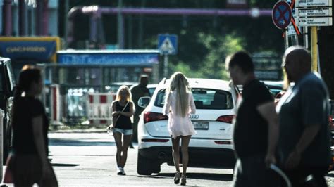 Prostitution In Berlin Straßenstrich Kurfürstenstraße Senat Testet Sexboxen Berliner Morgenpost
