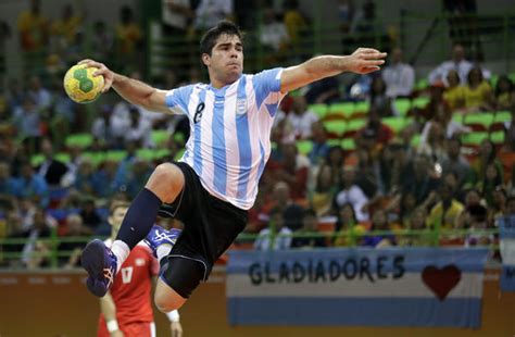 Espn+ • ihf men's handball world championship . Argentina's handball team rescues tennis player trapped in ...