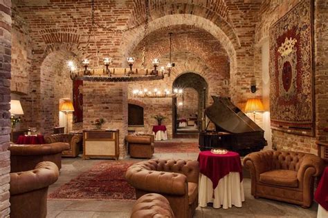 9 Best Castle Hotels In Italy Wed Love To Check Into Jetsetter