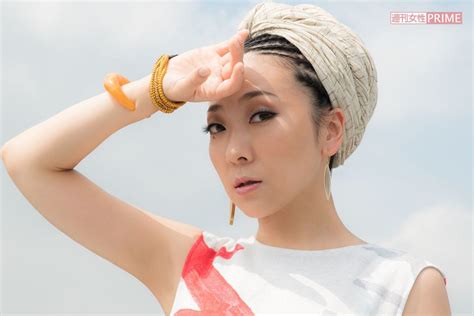 In 2002 she changed to rhythmedia tribe, affiliated with avex. MISIAの画像・写真 | MISIA - 3枚目 | 週刊女性PRIME