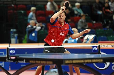To start a point, the server must stand at the back of the table and can serve either forehand or backhand. Basic Table Tennis Rules
