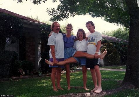 America S REAL Awkward Family Brothers And Babes Who Ve Struck The Same Strange Pose For