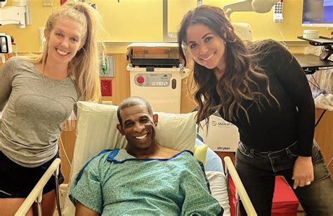 Deion Sanders Girlfriend Asking Fans For Prayers From Hospital The Spun