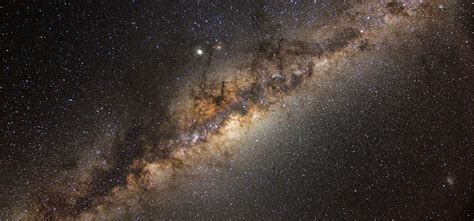 Astronomers Compile Image Of The Milky Way With 46 Billion Pixels