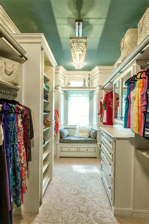 walk  closet design ideas  find solace  master bedroom