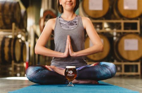 Beer Yoga Is A Thing And Heres Everything You Need To Know About It Peaklife