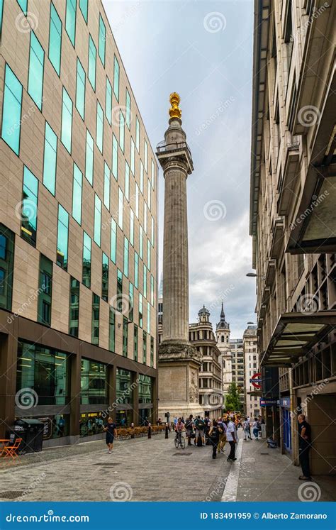 Monument To The Great Fire Of London Views In Uk Editorial Stock Image