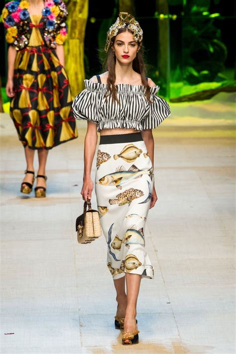 Dolce And Gabbana Spring 2017 Collection Popsugar Fashion Australia